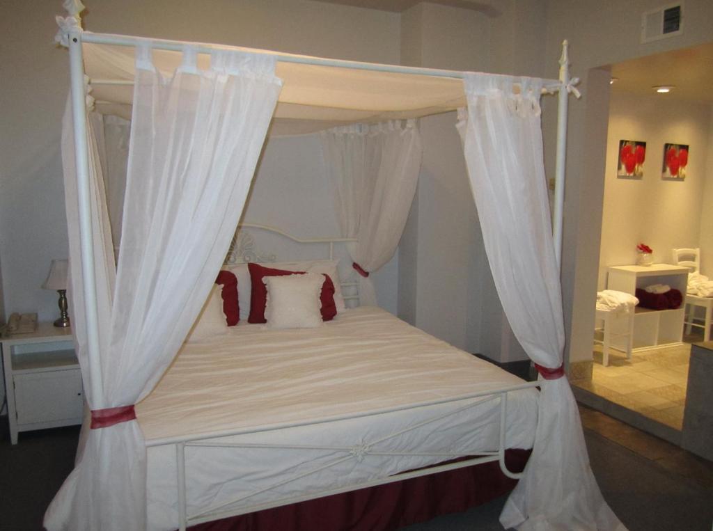 St. Regis Hotel Winnipeg Bagian luar foto